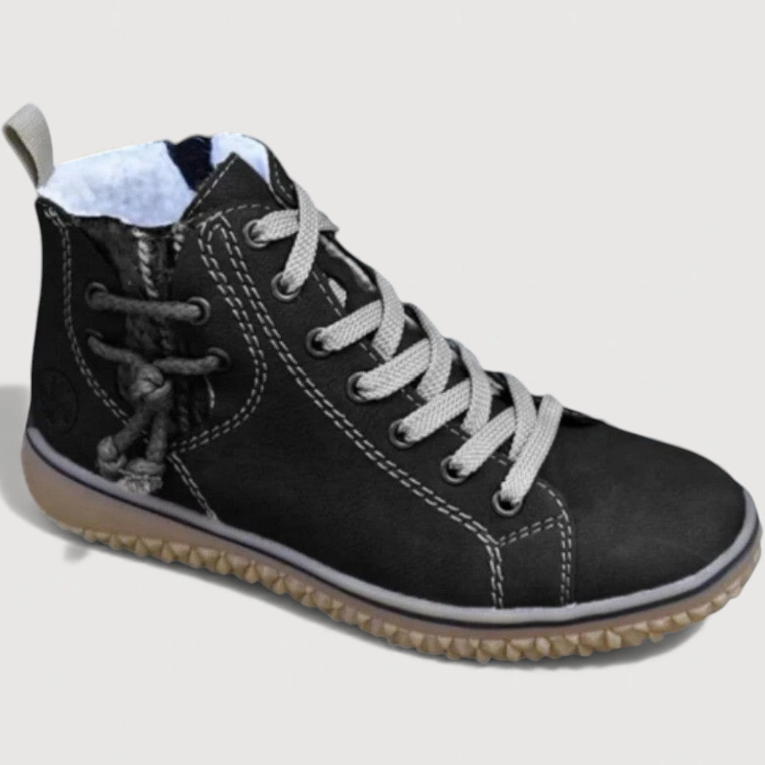 Black / 10