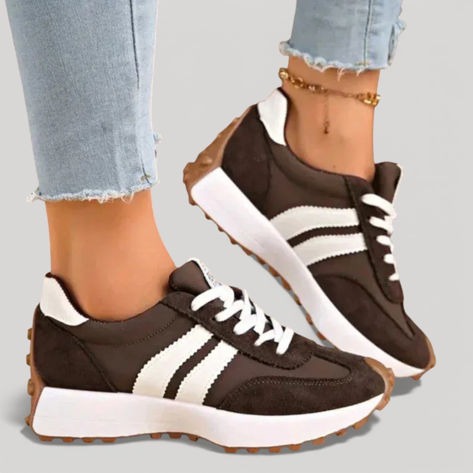 Dark Brown / 9