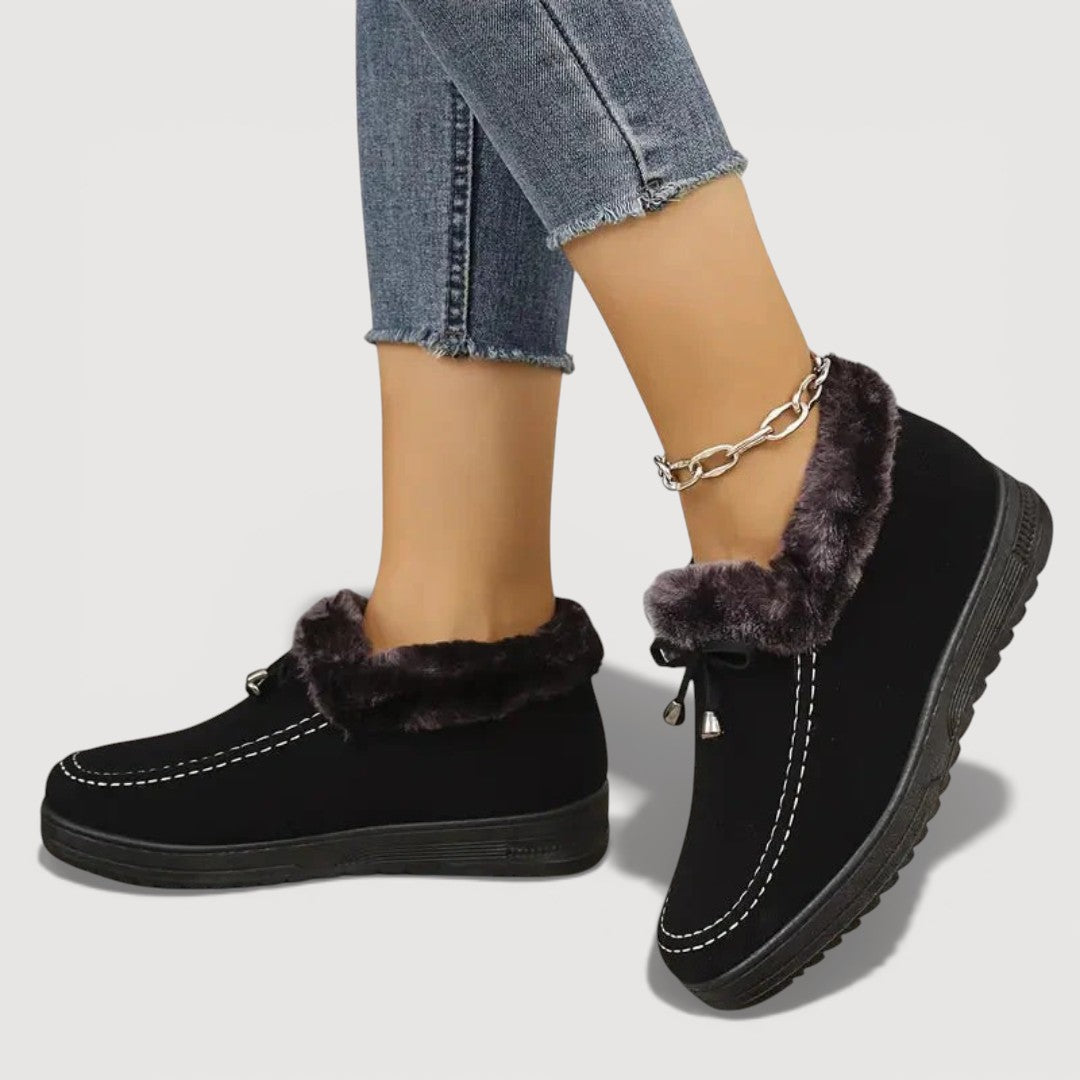 Black / 8
