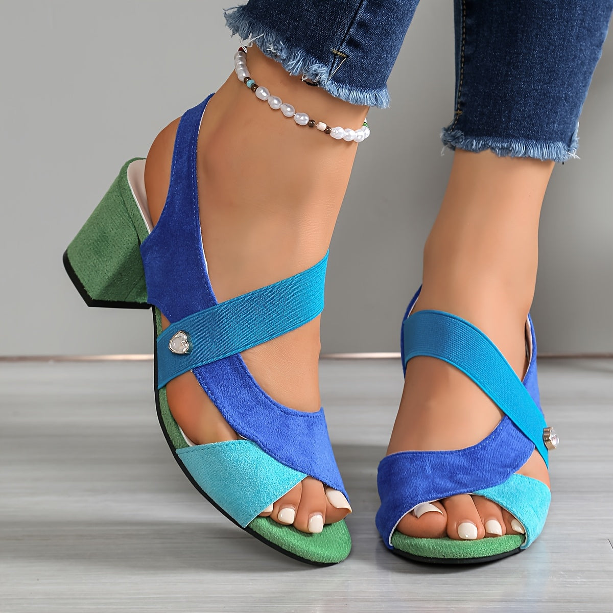 Sky Blue / 10