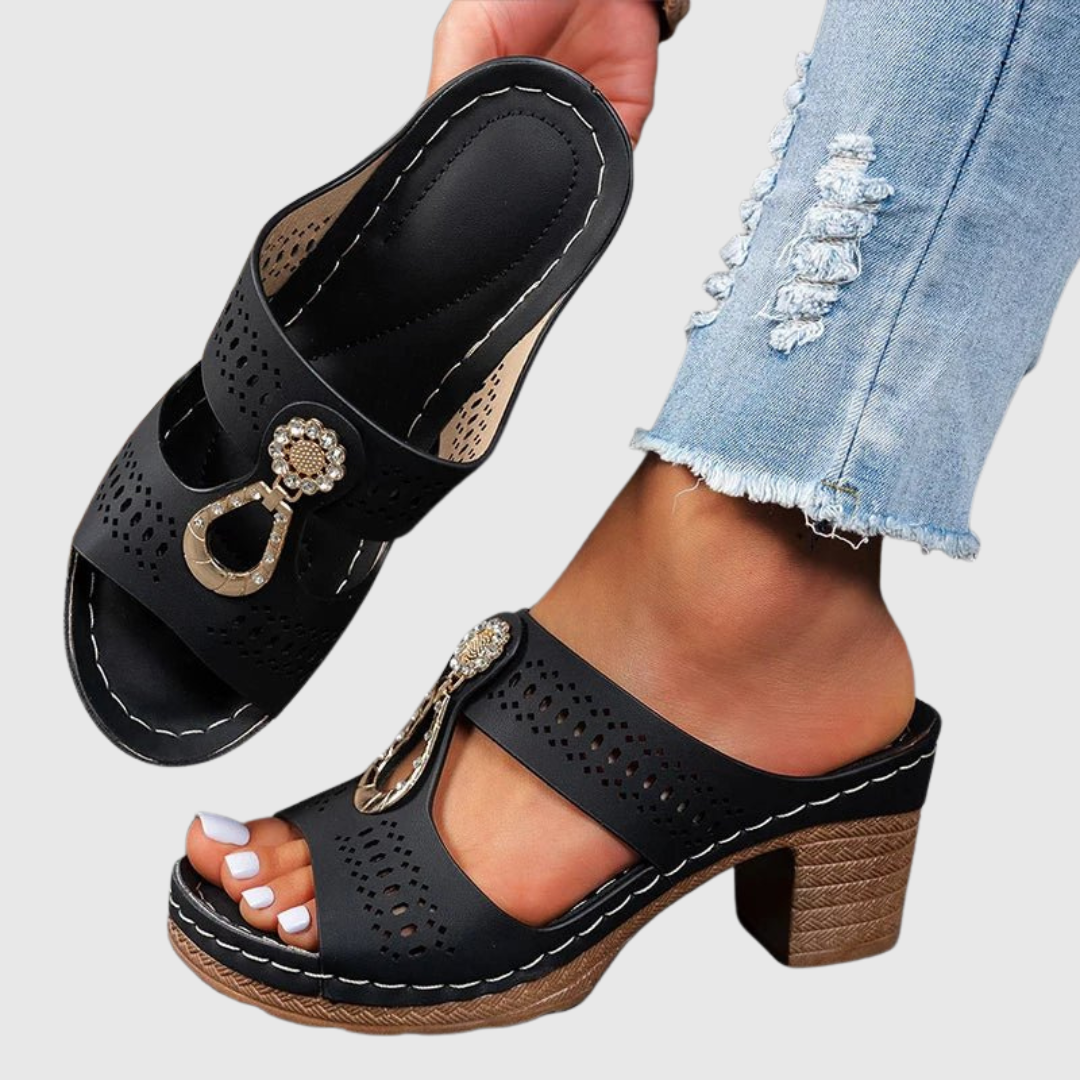 Black / 43