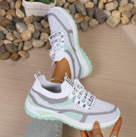 White-Green / 43
